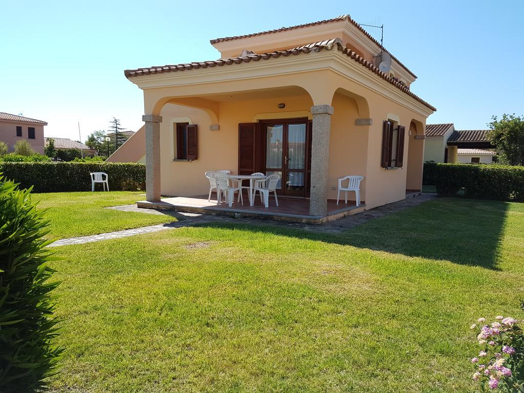 Appartamenti Corallo San Teodoro  Exterior photo